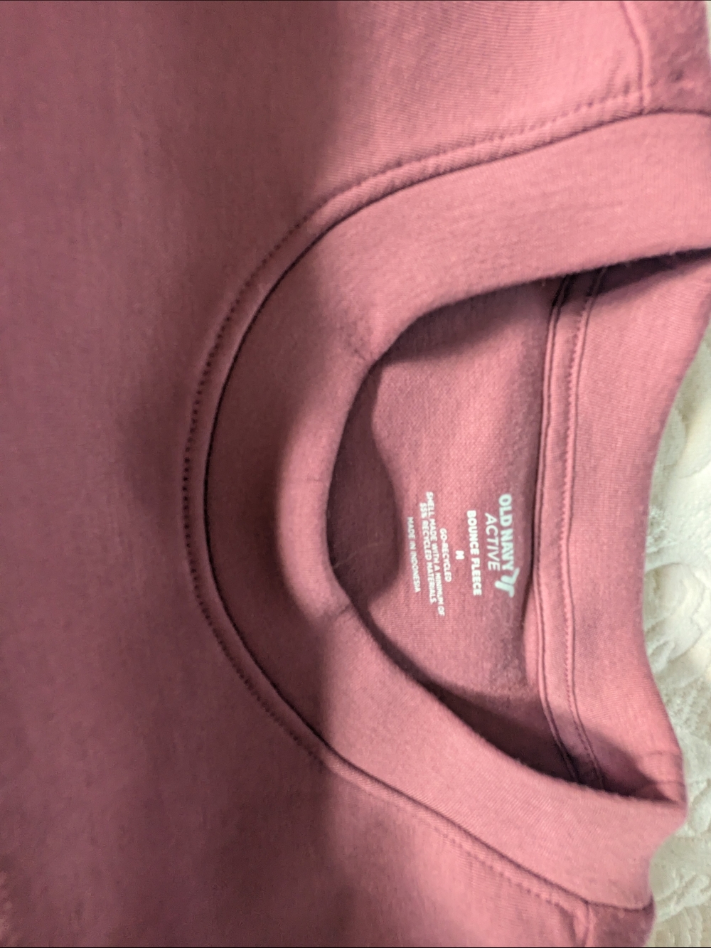 Old Navy Active Dusty Rose Bounce Fleece Cropped Crewneck Sweatshirt - Picture 4 of 4